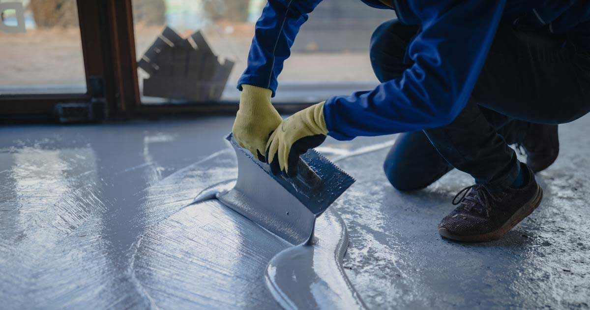 Paint the garage floor quickly and without spending a lot of money